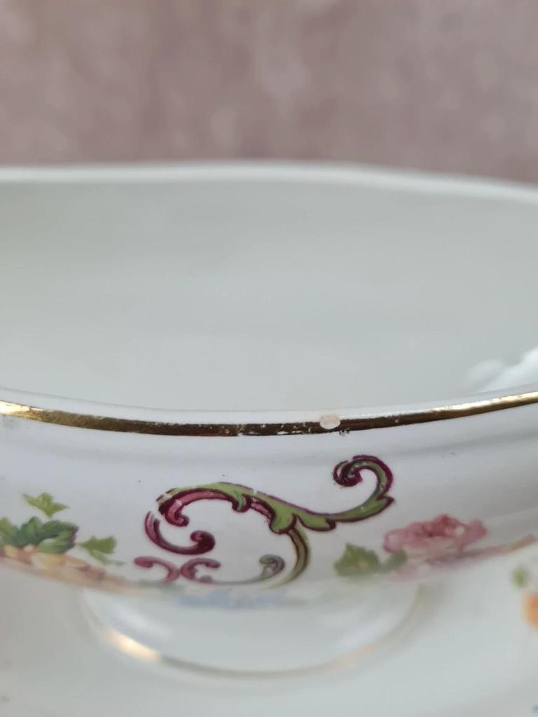 🌸 Saucière ancienne en faïence – Faïencerie de D’onnaing Nord, France