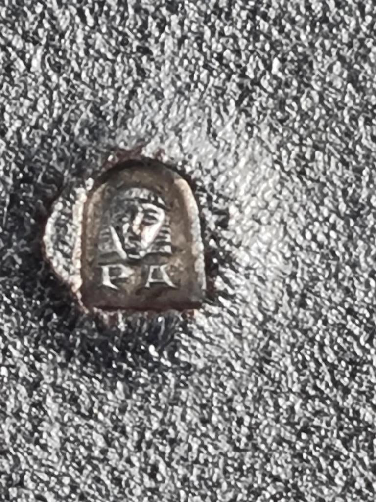 Seau à champagne ancien Produx Paris, métal argenté & cuivre – têtes de lion