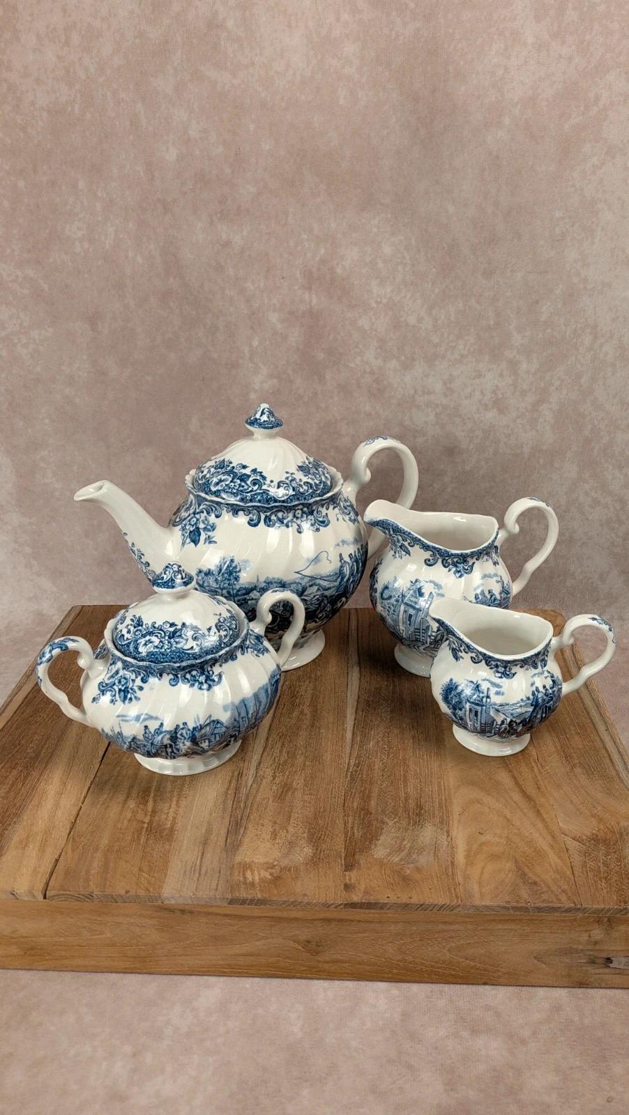 Service à thé anglais ancien – Johnson Bros – Décor Coaching Scenes