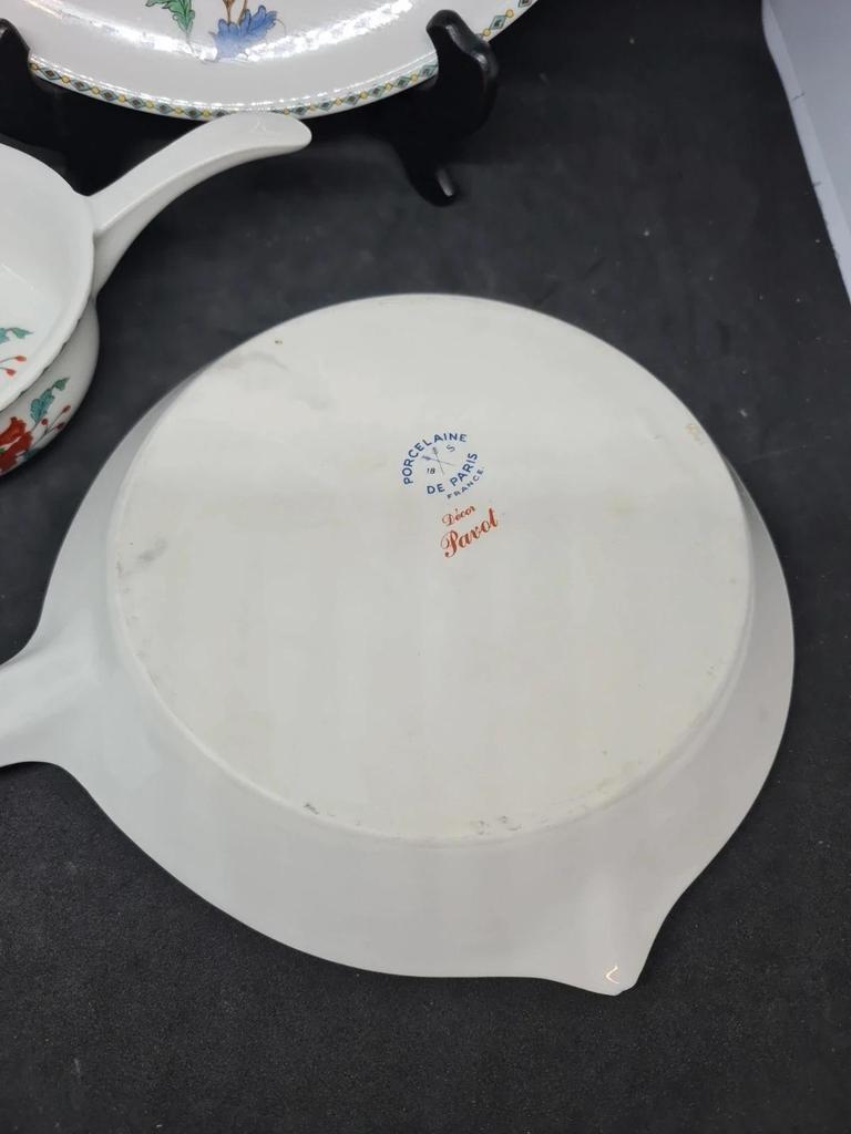 Service ancien en porcelaine de Paris, décor Pavot 🌺