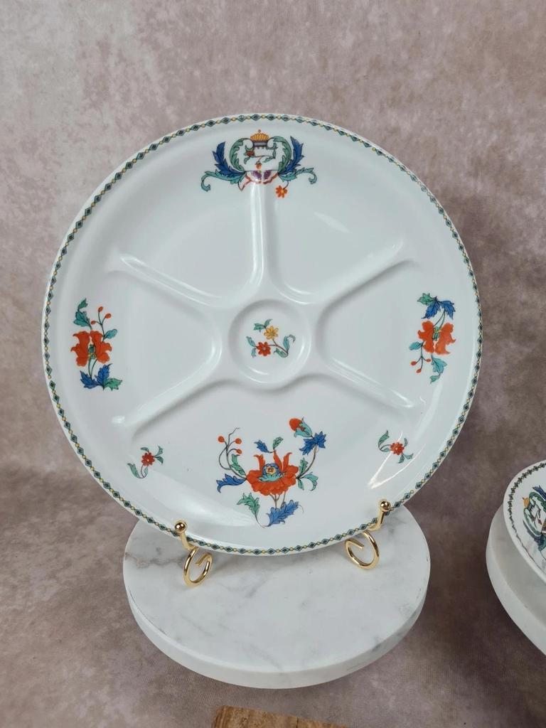 Service ancien en porcelaine de Paris, décor Pavot 🌺