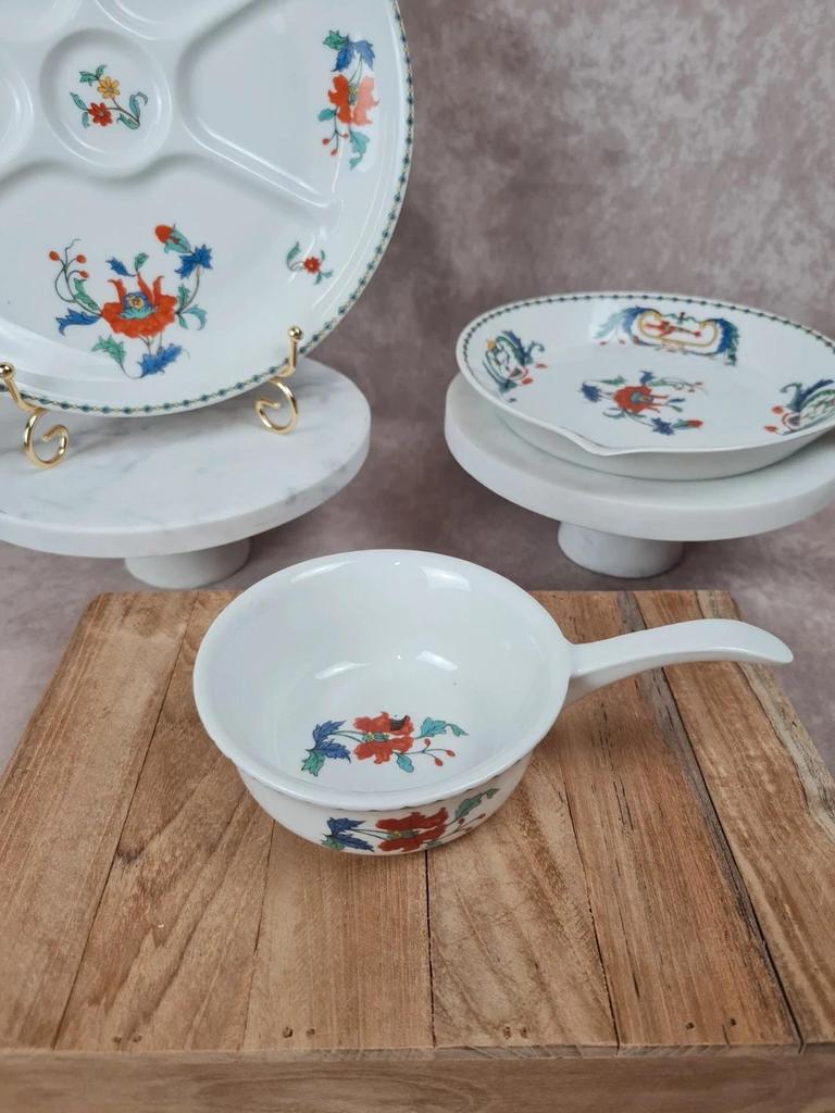 Service ancien en porcelaine de Paris, décor Pavot 🌺