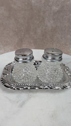 Set vintage salière & poivrière sur plateau argenté