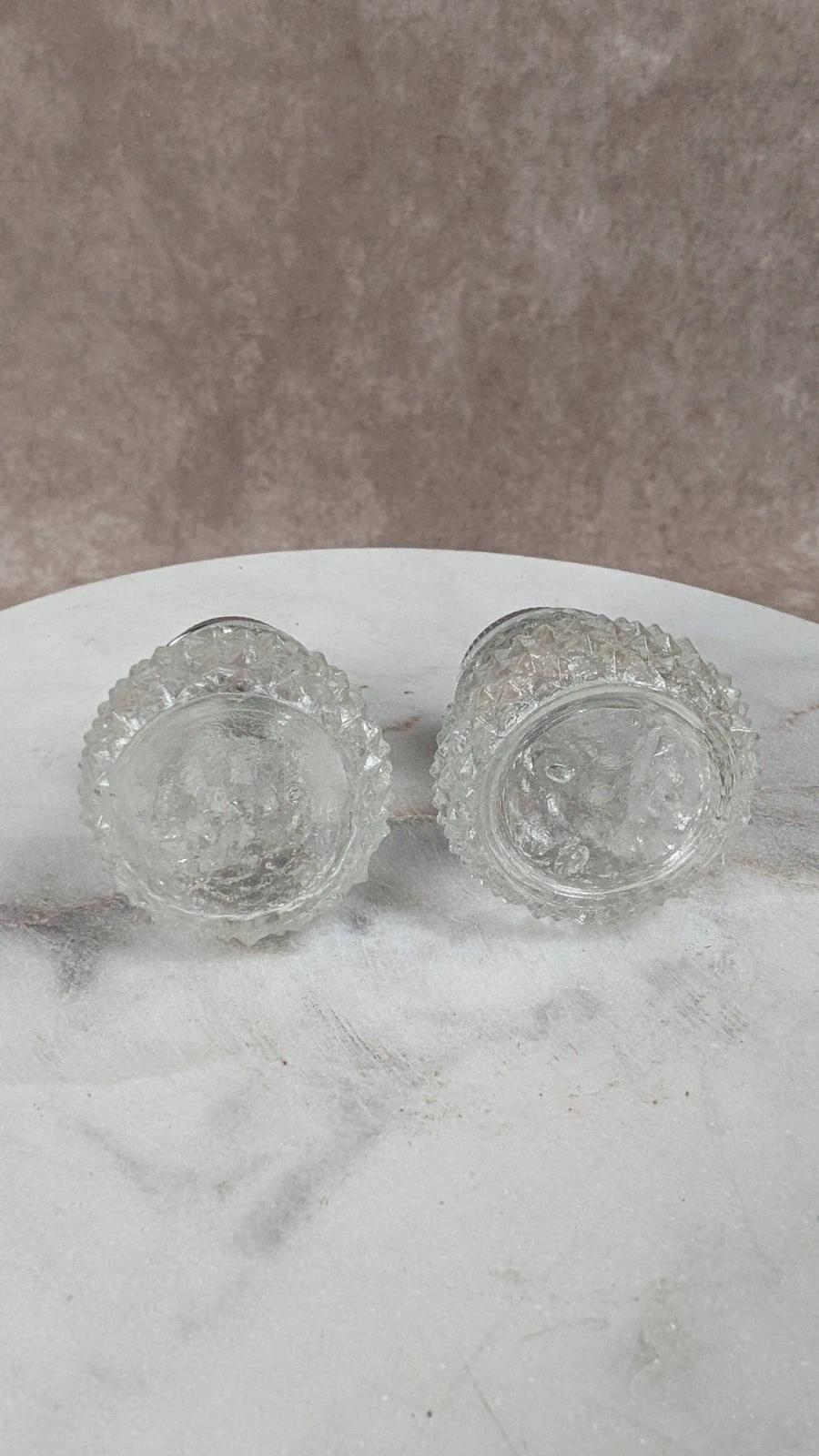 Set vintage salière & poivrière sur plateau argenté