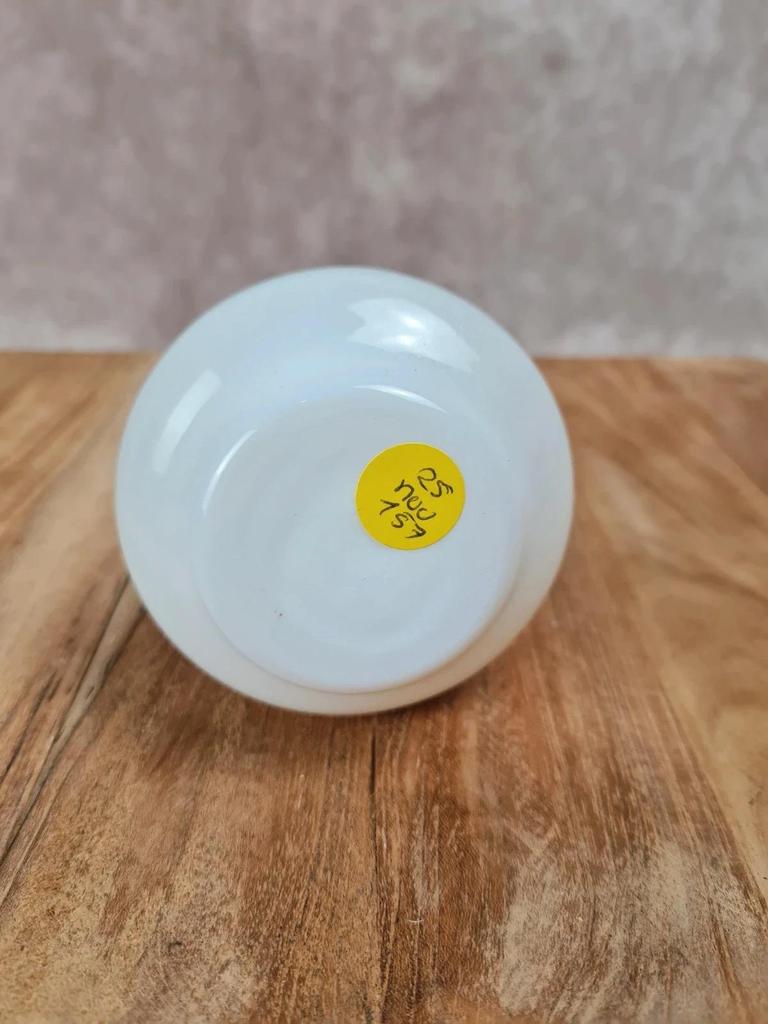 Soliflore en opaline de cristal – blanc laiteux 🌼🤍