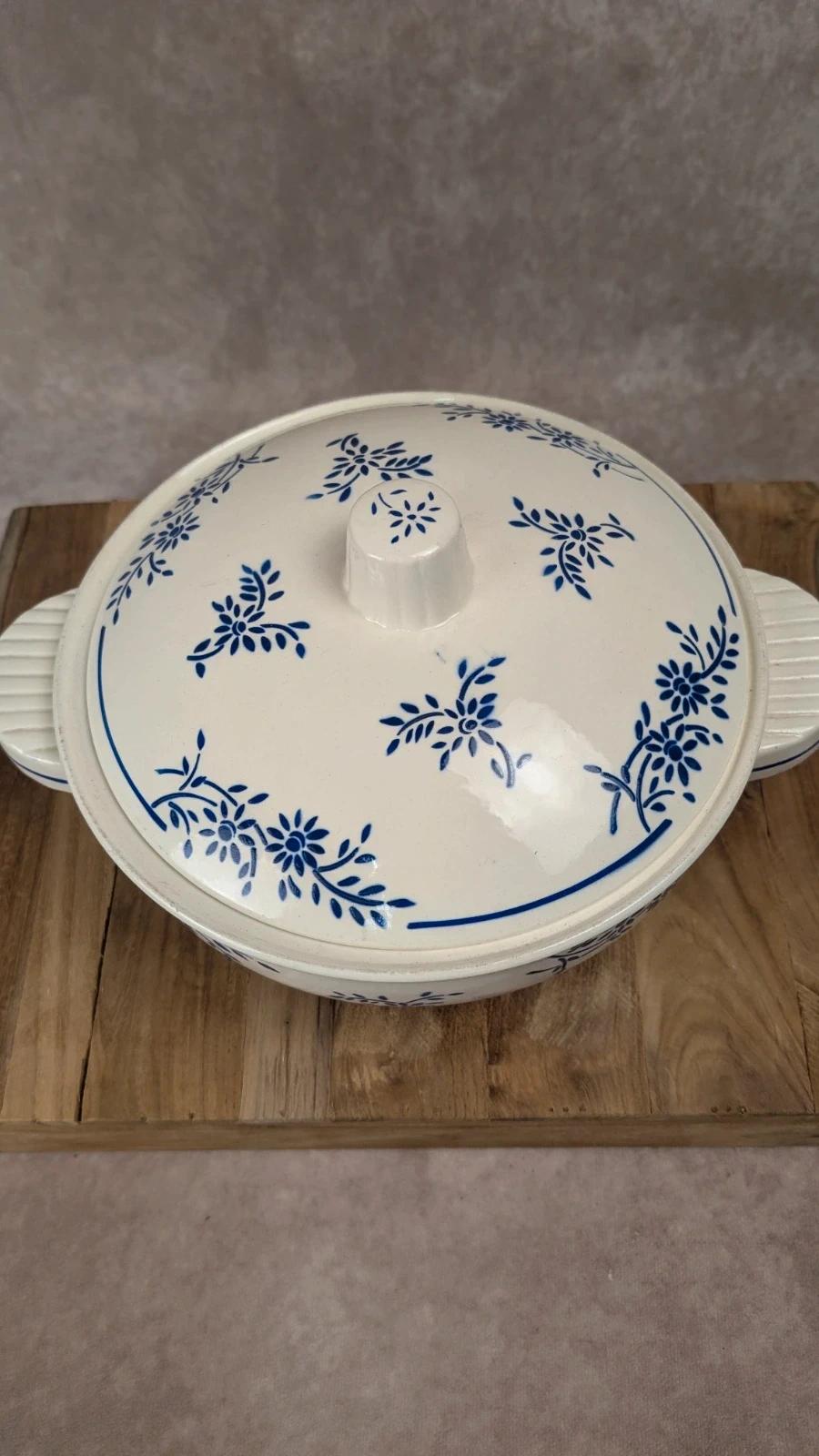 Soupière ancienne Badonviller France – Modèle Christiane