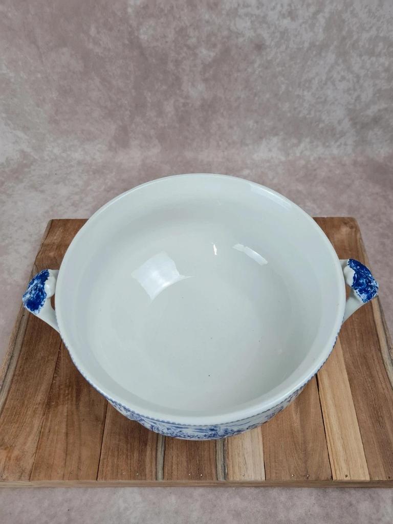 Soupière ancienne Lunéville Kg, modèle Toile de Jouy – décor bleu Grand Feu