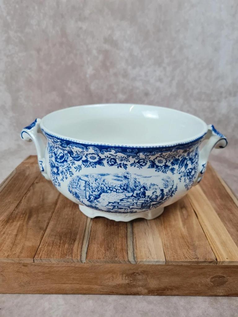 Soupière ancienne Lunéville Kg, modèle Toile de Jouy – décor bleu Grand Feu