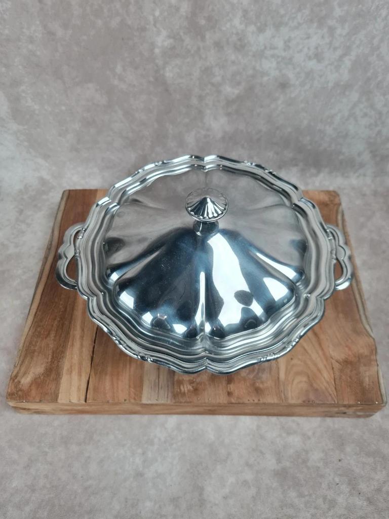 Soupière / légumière vintage en inox – forme godronnée