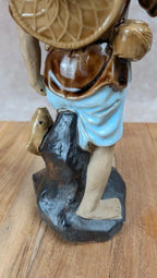 Statuette chinoise ancienne en porcelaine – personnage sage pêcheur