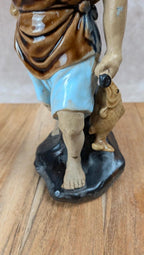 Statuette chinoise ancienne en porcelaine – personnage sage pêcheur