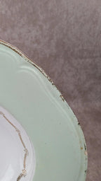 Superbe plat ancien L’amandinoise – modèle Cafés Nico