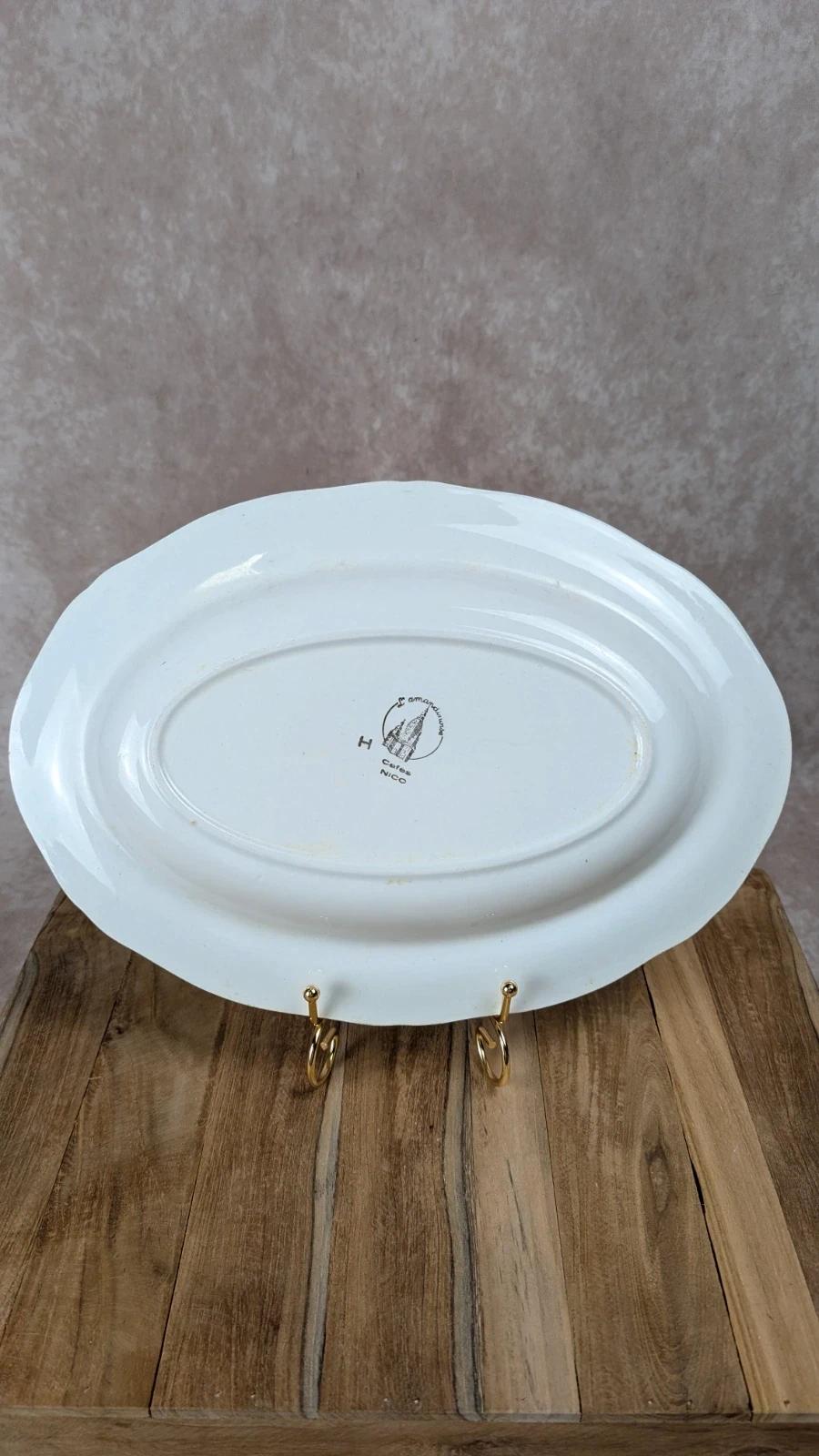 Superbe plat ancien L’amandinoise – modèle Cafés Nico