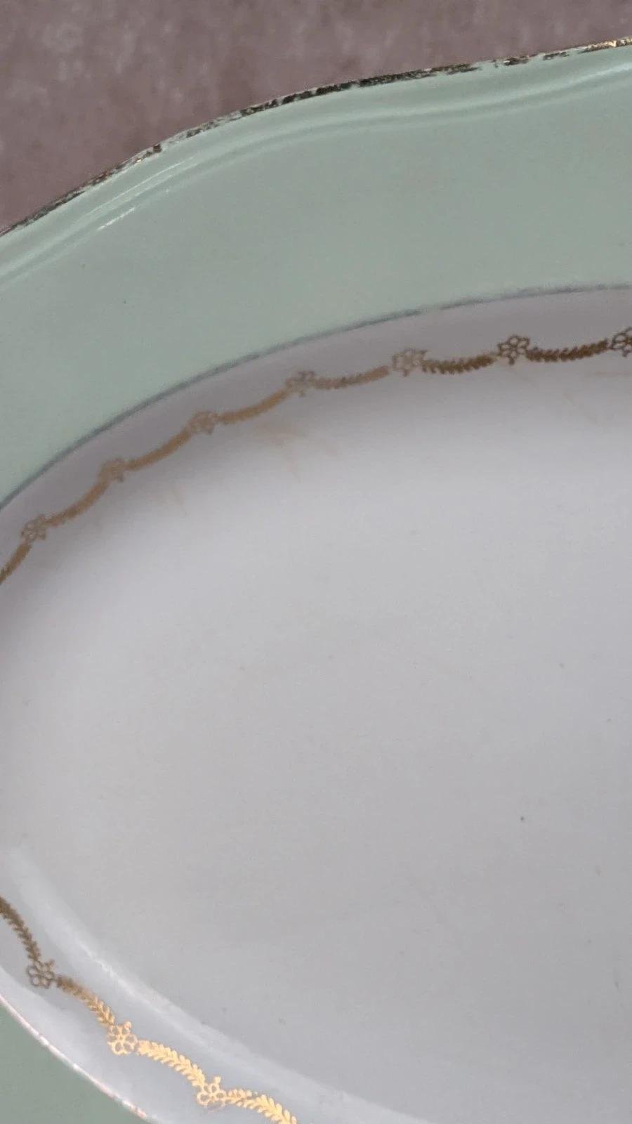 Superbe plat ancien L’amandinoise – modèle Cafés Nico