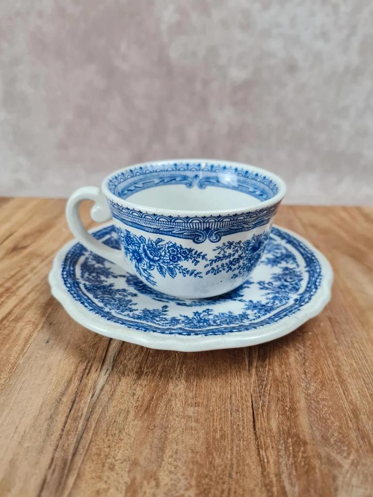 Tasse et sous - tasse vintage Kg Lunéville – modèle The Cottage bleu