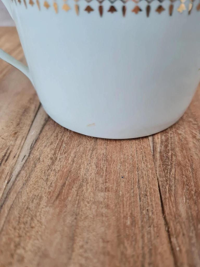 Tasse & sous - tasse en porcelaine – décor doré – mélange Limoges & Sologne 💛