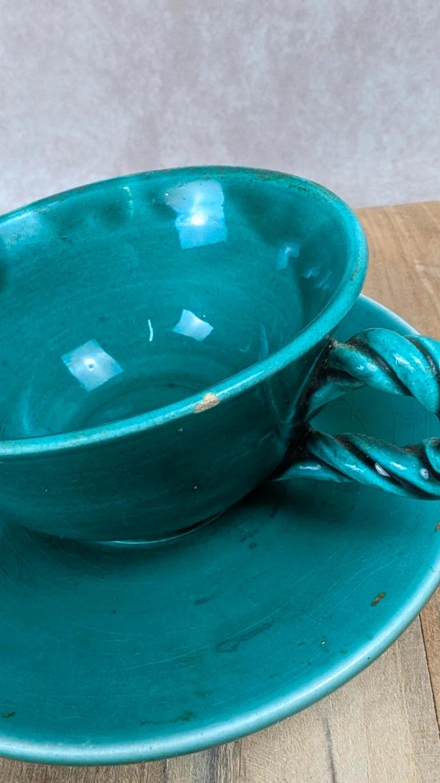 Tasse vintage en céramique verte Salins avec soucoupe