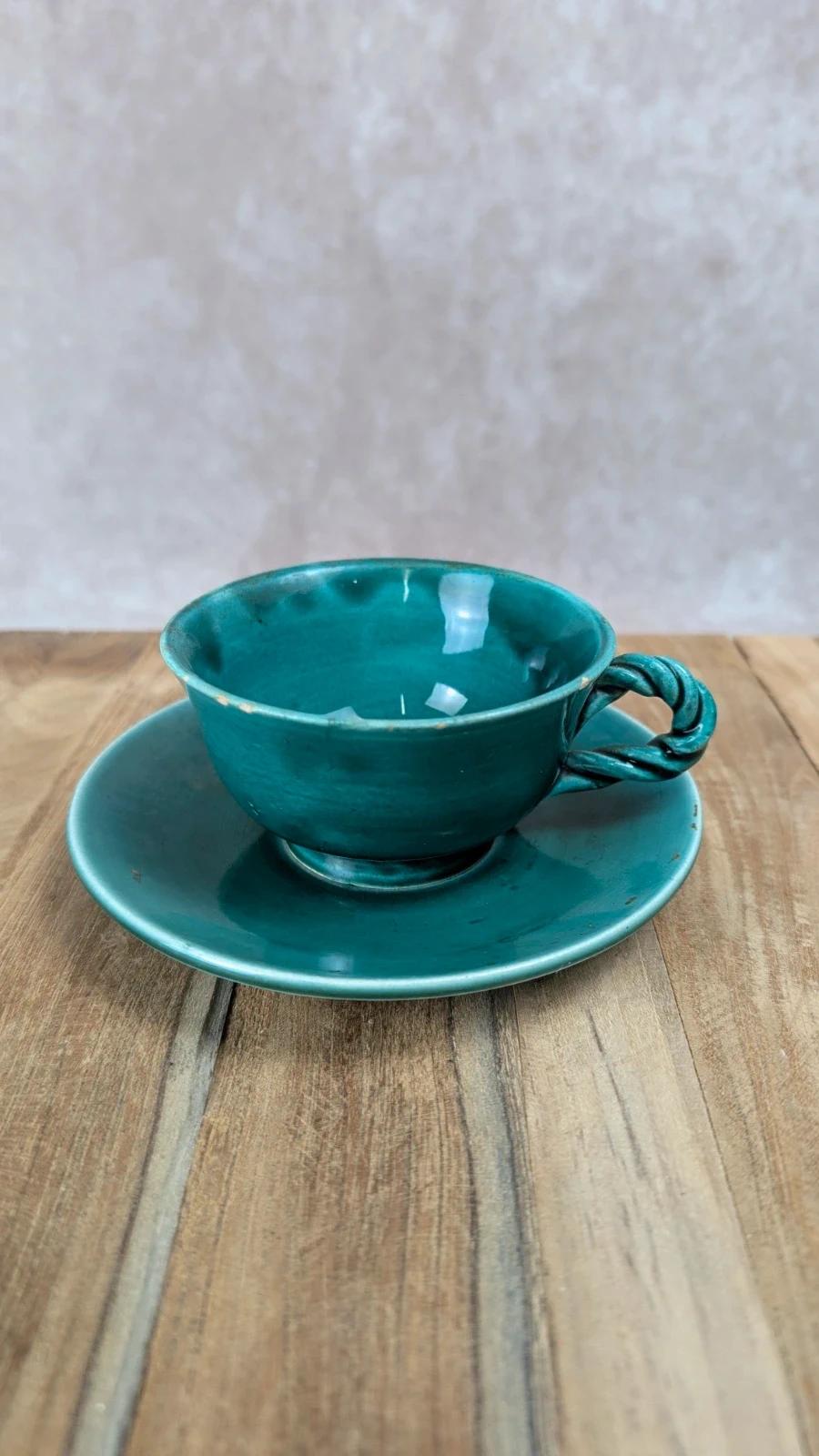 Tasse vintage en céramique verte Salins avec soucoupe