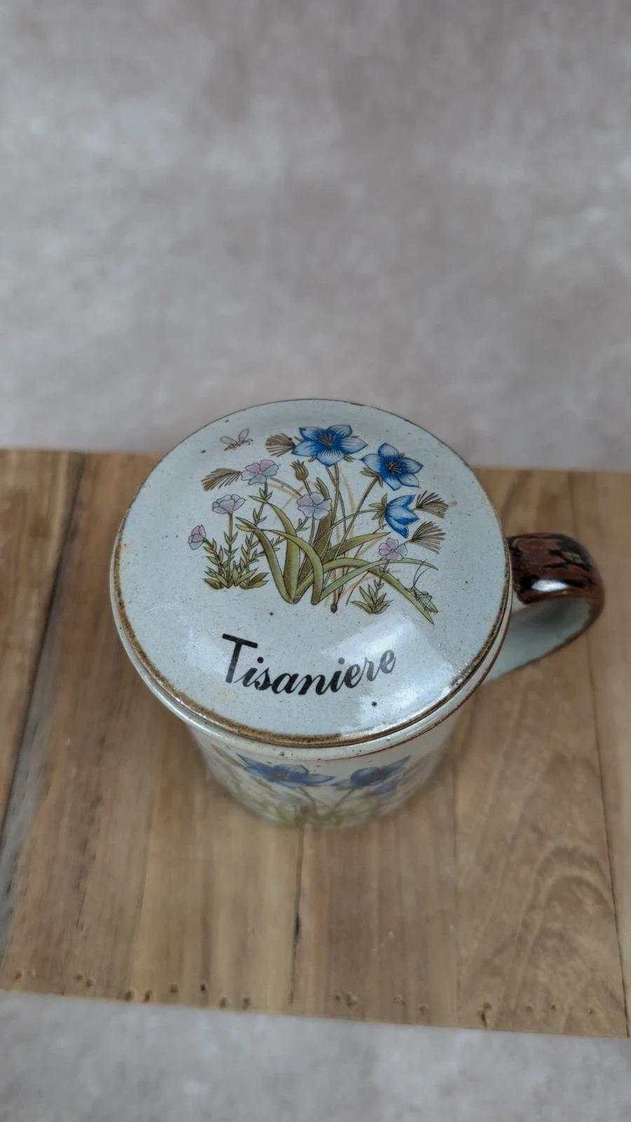 Tisanière vintage en grès avec filtre intégré – Motif fleuri 🌿💙