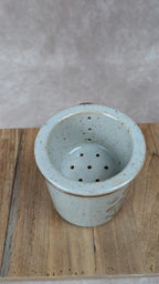 Tisanière vintage en grès avec filtre intégré – Motif fleuri 🌿💙