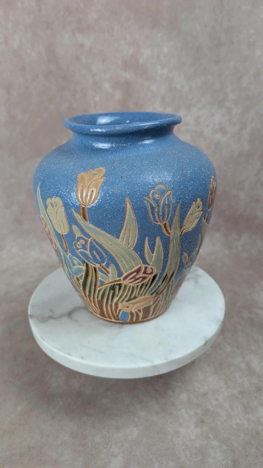Vase ancien décor floral Art Nouveau