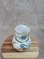 🌿 Vase en faïence peint à la main – décor floral & oiseau – signé