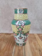 🏺 Vase en porcelaine chinoise fond jaune famille - rose doré à l’or fin 🌸