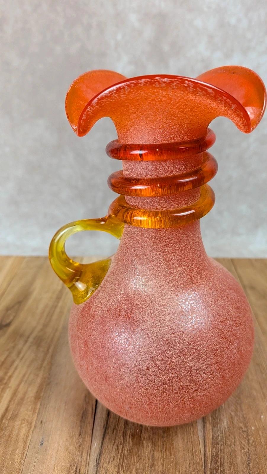 Vase en verre soufflé style Murano