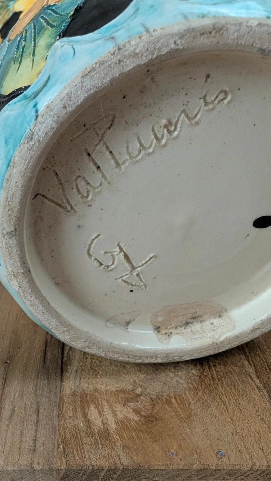 Vase Vallauris signé Gj – décor floral