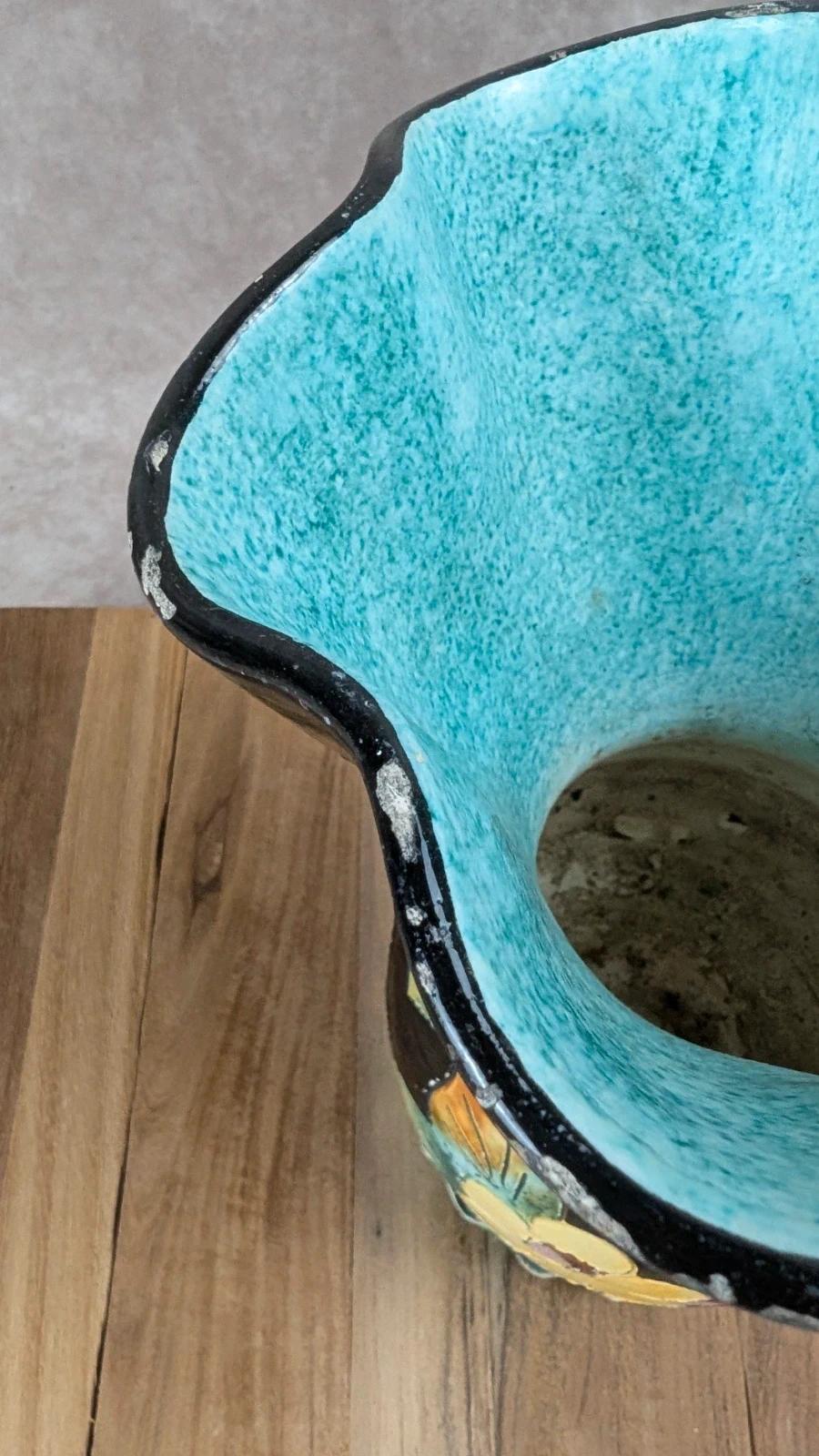 Vase Vallauris signé Gj – décor floral