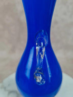 🌿 Vase vintage en verre bleu cobalt soufflé avec anse transparente